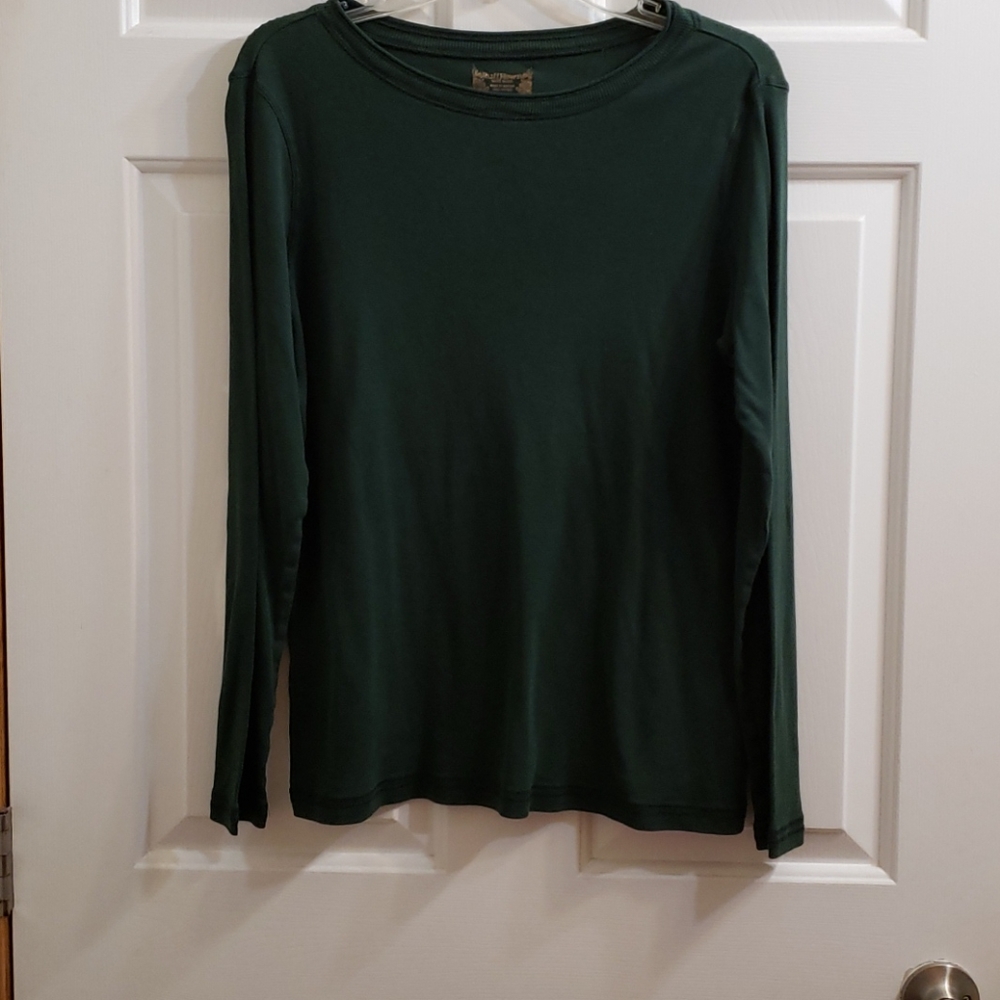 Long sleeved lightweight top